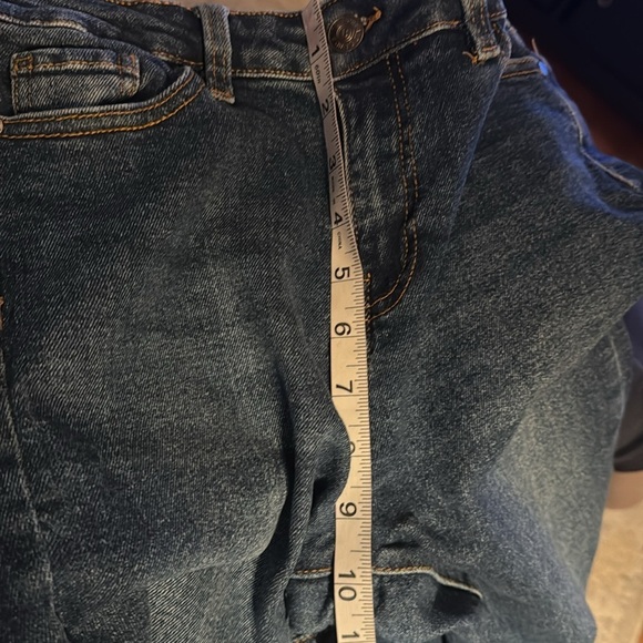 Buffalo Kellie Semi Hi Rise Kick Crop five pocket‎ jeans medium wash Sz 26 - Picture 5 of 6